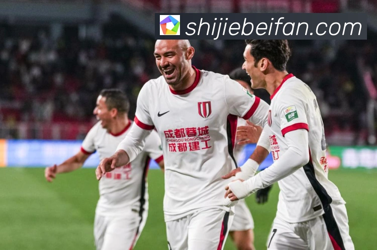 维尔茨崛起之路解析德国足球新星的成长与未来潜力解析 维尔茨崛起之路解析德国足球新星的成长与未来潜力解析